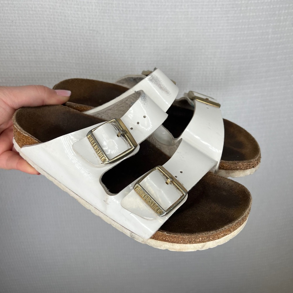 Birkenstock Arizona White Patent Birko-Flor Sandals Gold Buckle EU 37 US 6-6.5